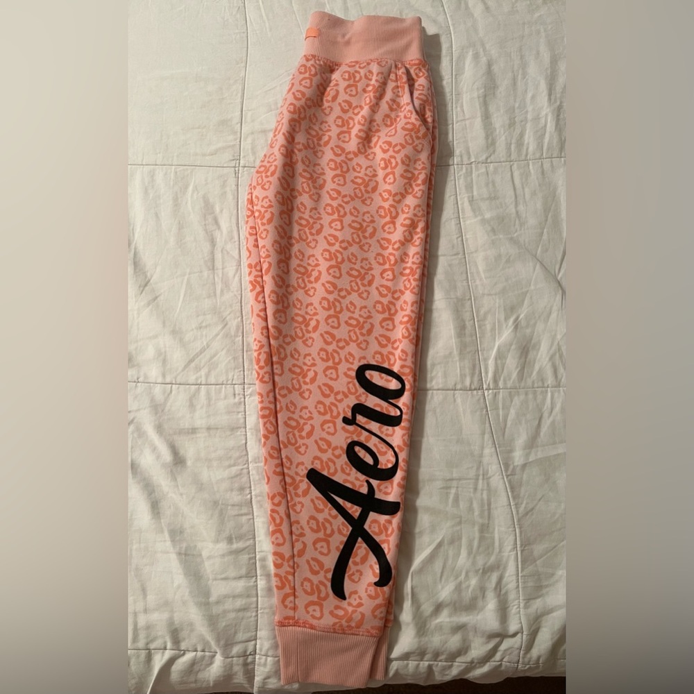 Women’s aeropostale joggers size small
